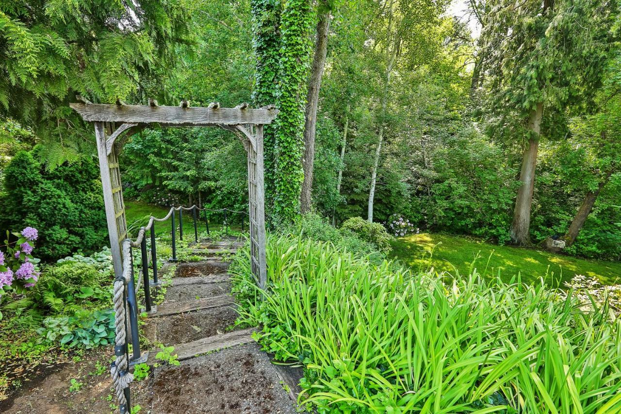 Brookside Bed & Breakfast Hood River Eksteriør bilde
